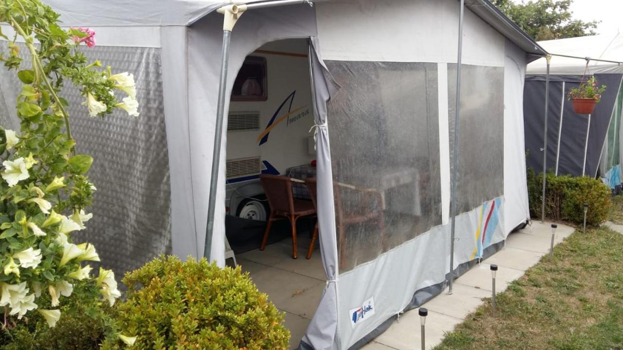 Caravans Magda Niechorze Eksteriør bilde