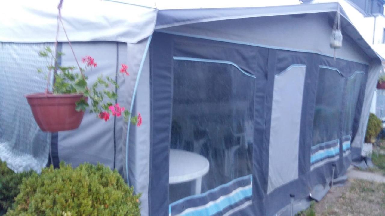 Caravans Magda Niechorze Eksteriør bilde